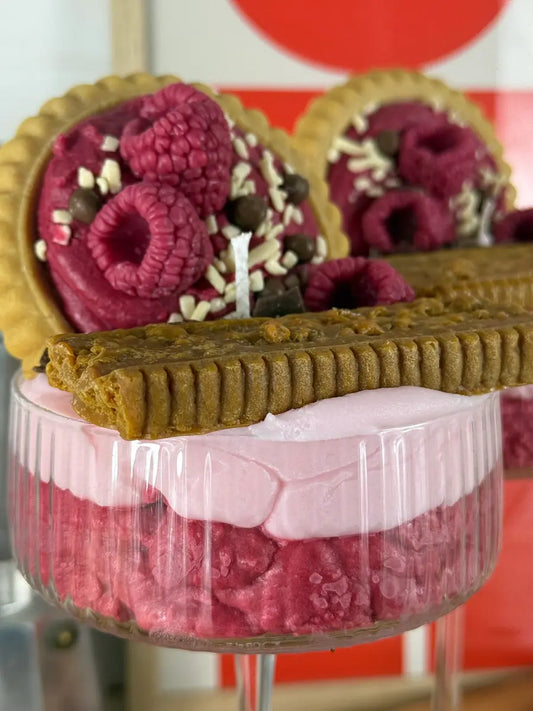 SWEET RASPBERRY DREAM – Dessertkerze im Dessertglas