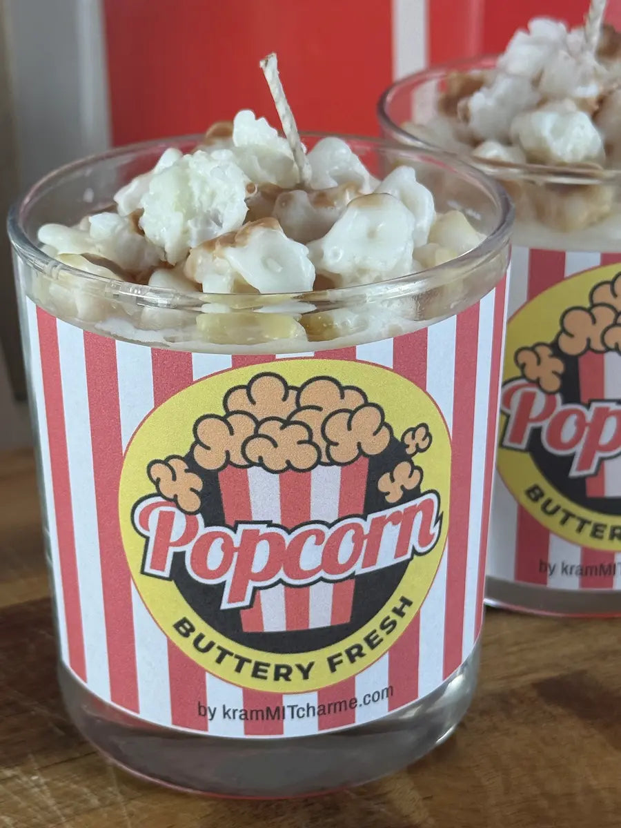 BUTTERY FRESH POPCORN – Duftkerze im Popcorn-Design
