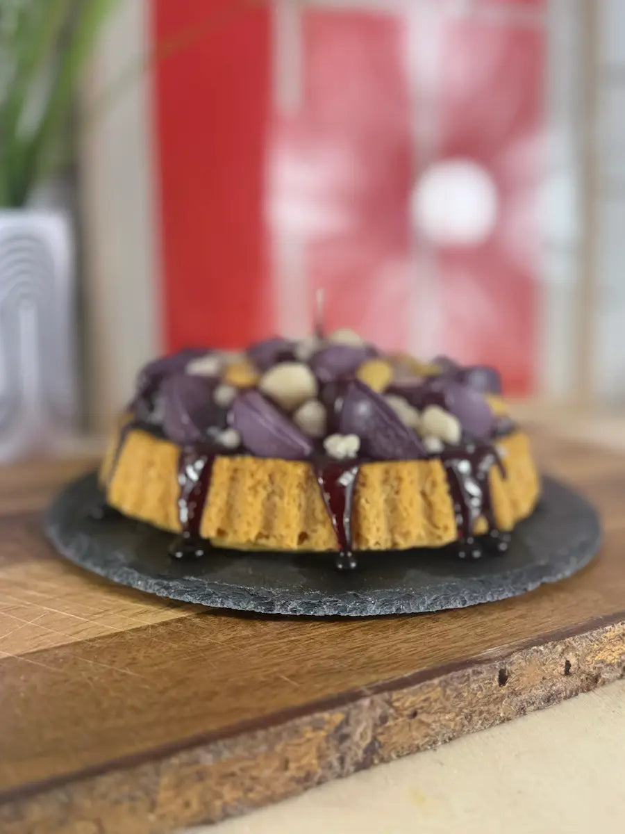 GLÜHENDER PFLAUMENZAUBER – Winterliche Dessertkerze mit Pflaumenduft