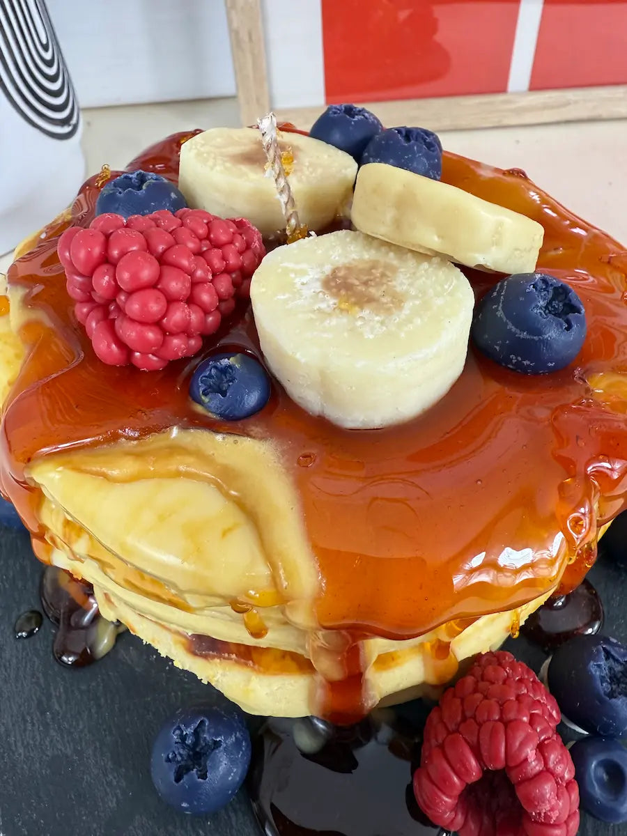 Handgemachte Duftkerze American Pancake aus Bio-Sojawachs mit fruchtigem Bakery-Duft – kramMITcharme