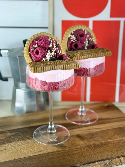 SWEET RASPBERRY DREAM – Dessertkerze im Dessertglas