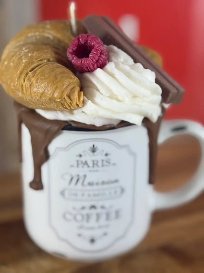 WARME CROISSANT LIEBE KAFFEE – Dessertkerze im Kaffee-Becher