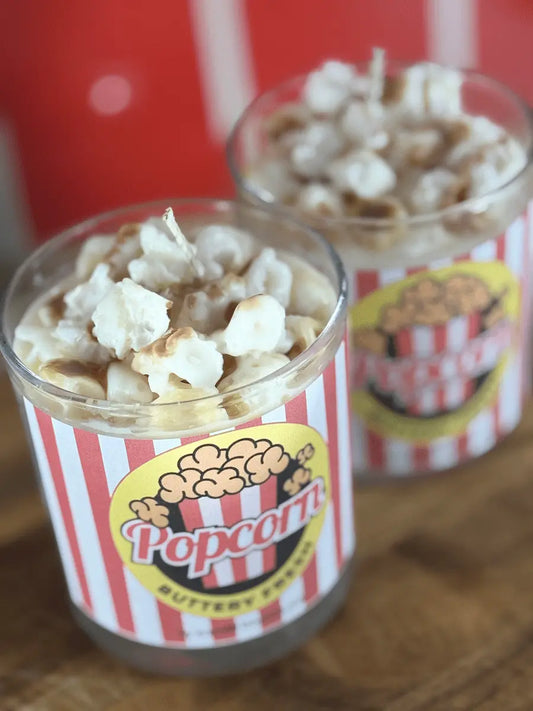 BUTTERY FRESH POPCORN – Duftkerze im Popcorn-Design