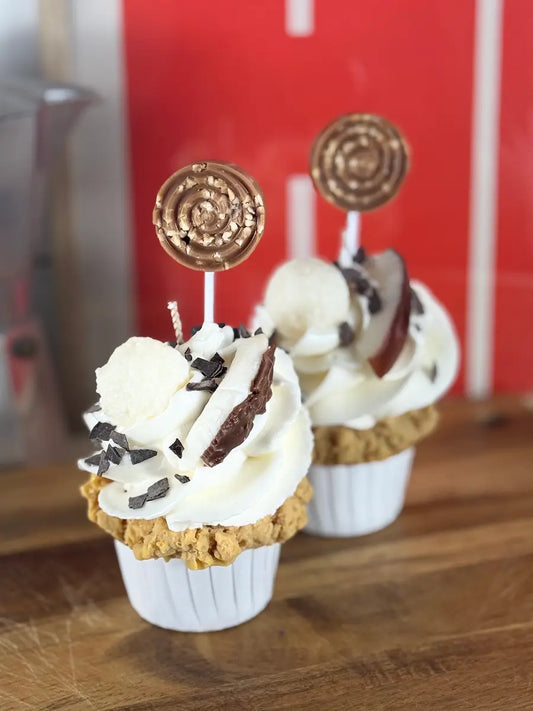 WHITE COCONUT DREAM – Dessertkerze im Cupcake-Design