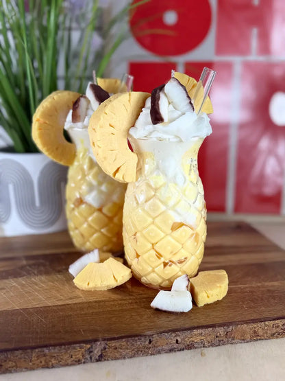 SWEET ISLAND BATIDA – Exotische Dessertkerze im Ananas-Glas