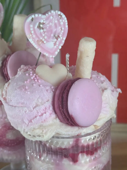 SWEETHEART CREAM DELIGHT – Verspielte Duftkerze mit Vanilleduft