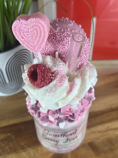 SWEETHEART BERRY LOVE – Romantische Duftkerze mit Himbeerduft