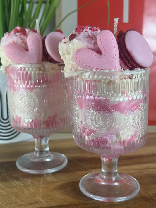 PINK LOVE CREAM – Romantische Dessertkerze mit Himbeerduft
