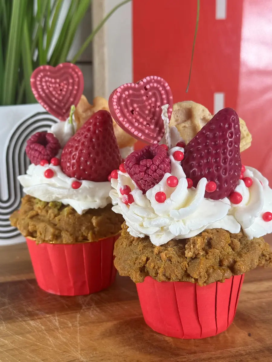 STRAWBERRY LOVE CUPCAKE – Süße Duftkerze mit Erdbeerduft
