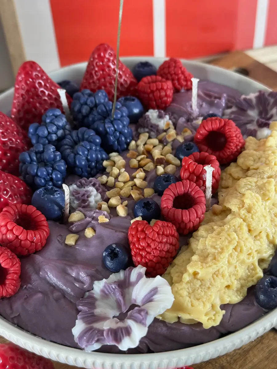 BERRY PARADISE BOWL – Fruchtige Dessertkerze mit Beerenpuddingduft
