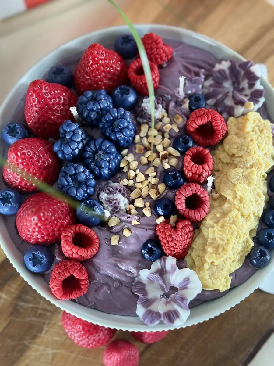 BERRY PARADISE BOWL – Fruchtige Dessertkerze mit Beerenpuddingduft