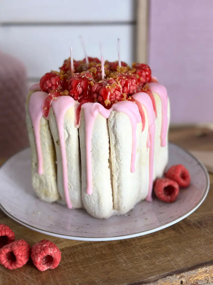 Raspberry Biscuit Torte – Handgemachte Duftkerze mit Himbeerduft