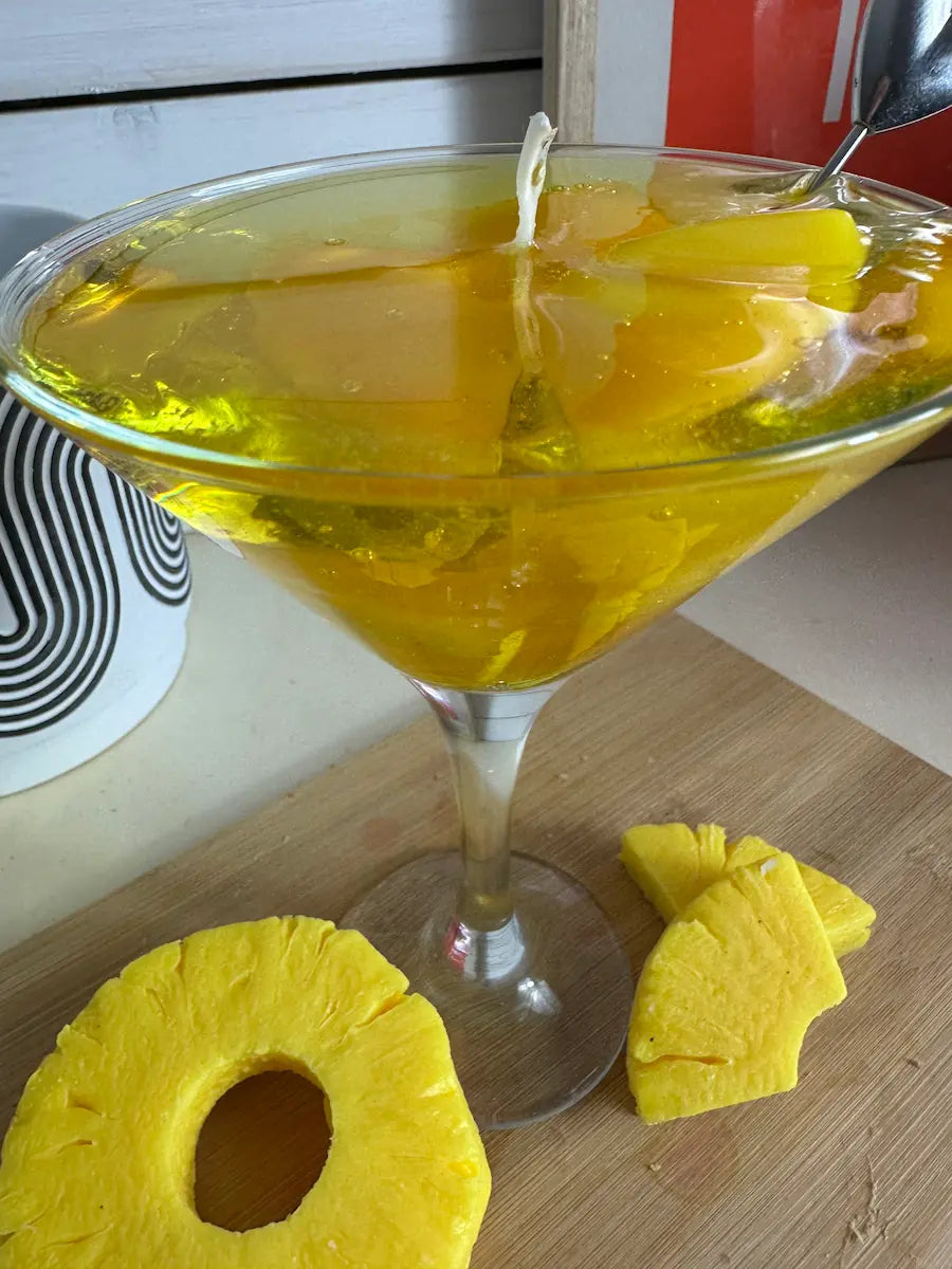 Pineapple Martini – Handgemachte Cocktailkerze mit Ananasduft