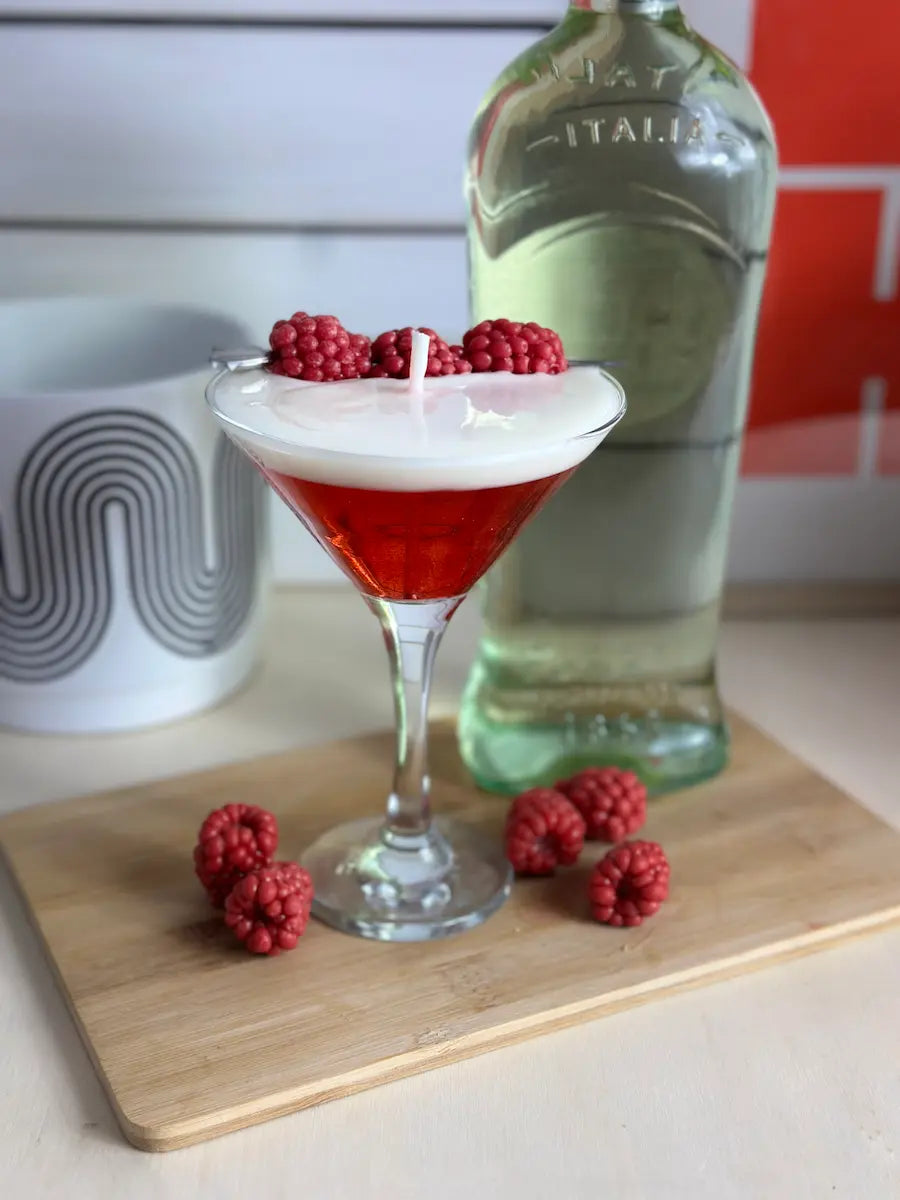 Raspberry Martini – Handgemachte Cocktailkerze mit Himbeerduft