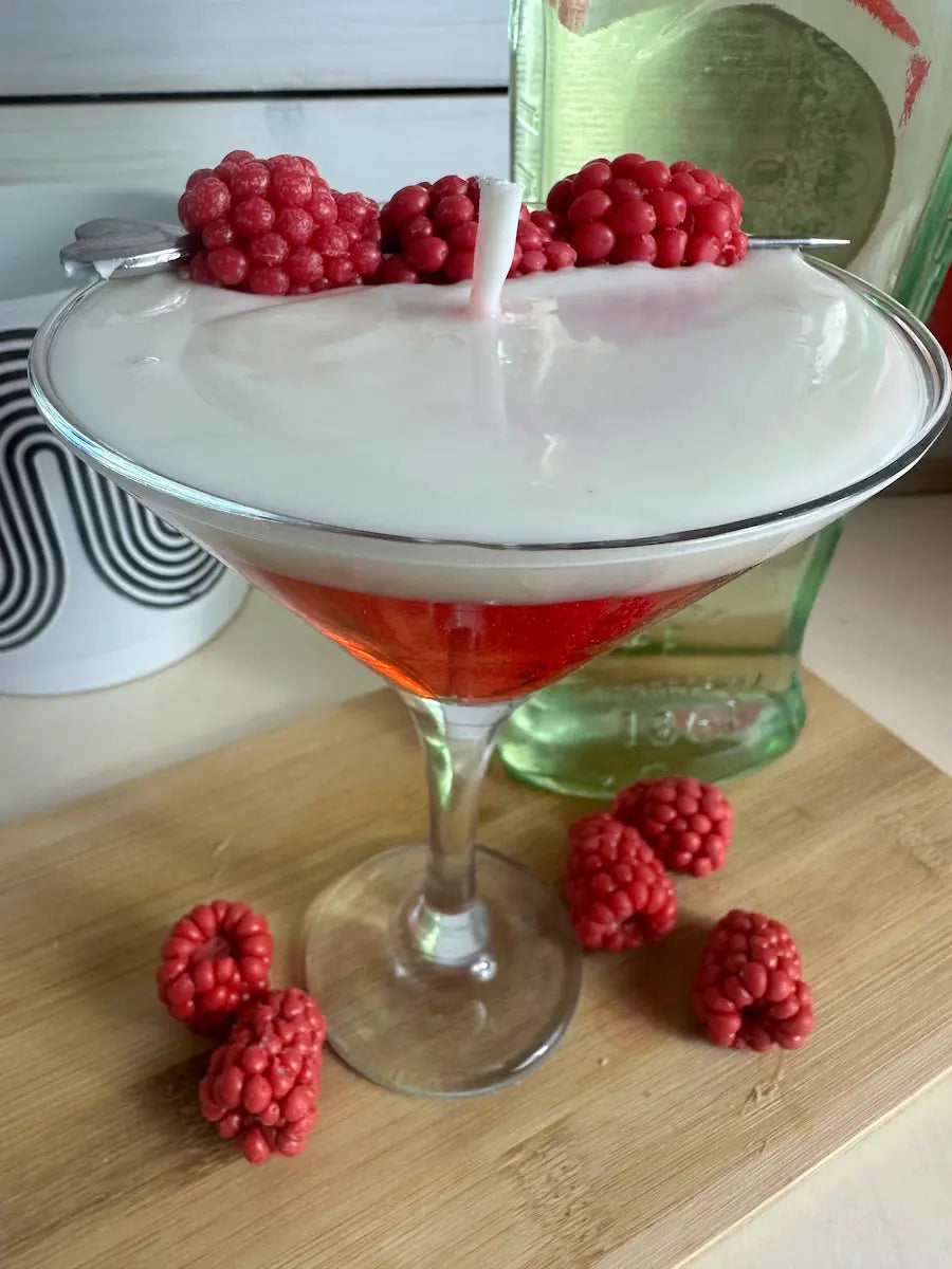Raspberry Martini – Handgemachte Cocktailkerze mit Himbeerduft