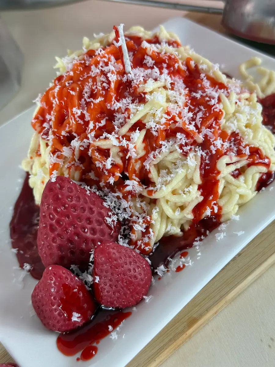 SPAGHETTI-EIS TRADIZIONALE